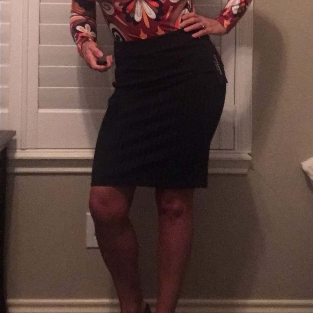 3/$25!!  New with Tags Liverpool Pin stripe Navy Knee Length pencil skirt 4